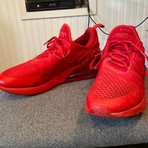 Nike Air270s
